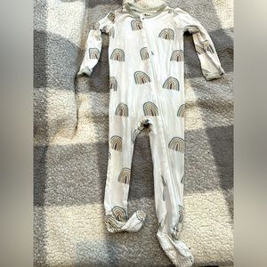 Kyte Baby rainbow Onsie 18-24 Months
